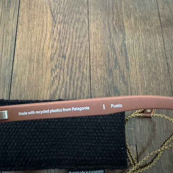 KARÜN Unisex Puelo Sunglasses (with case + sunglass strap) - Picture 8 of 12